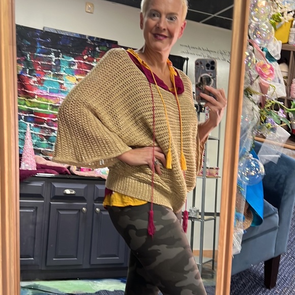 That Girl Paper Sack - Picture 5 of 9